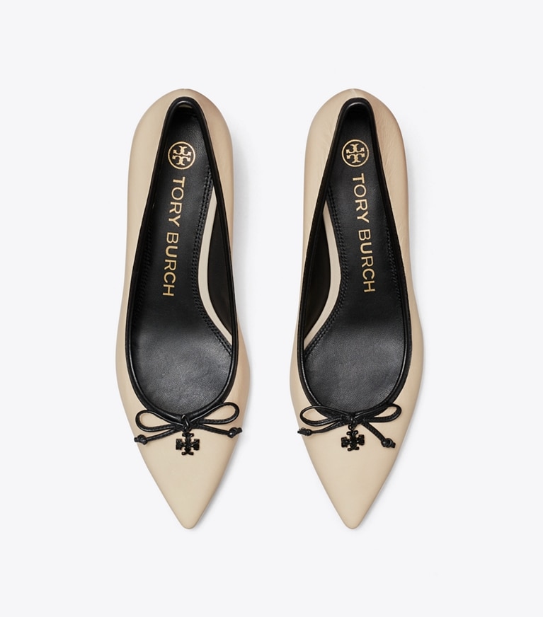 Tory Burch designer heels Tory Charm Pump in Dulce De Leche / PERFECT BLACK angle