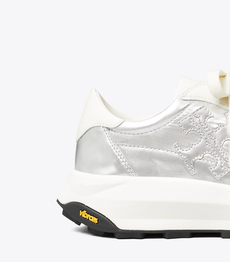 Tory Burch designer sneakers Tory Trainer in METALLIC SILVER/SILVER SPECCHIO/CREAM detail