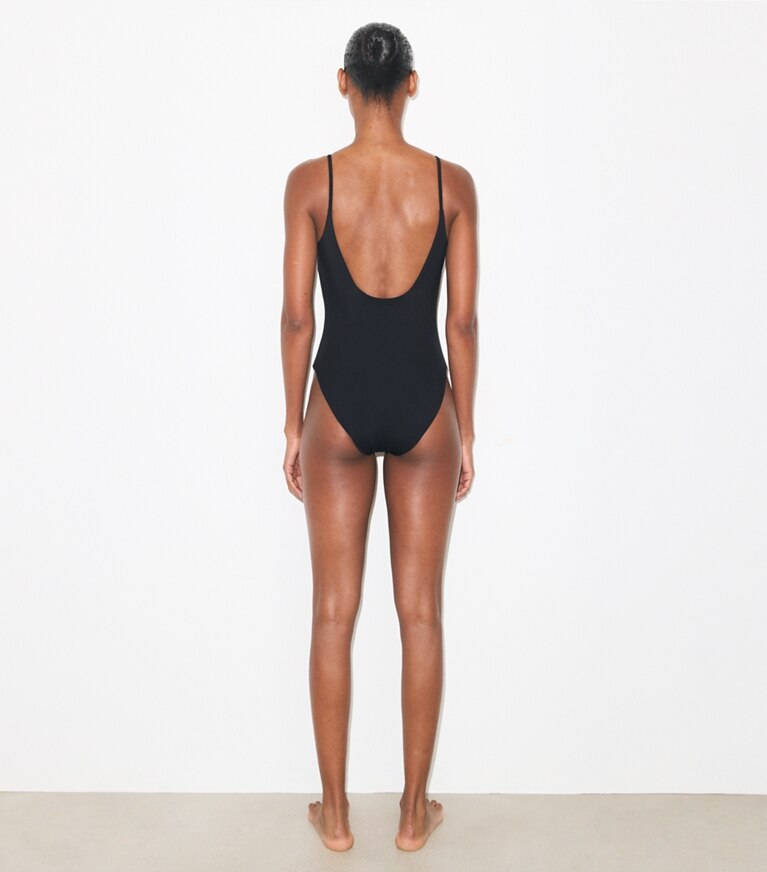 Tory Burch diseñador enterizos Traje de baño liso en Black parte posterior en modelo
