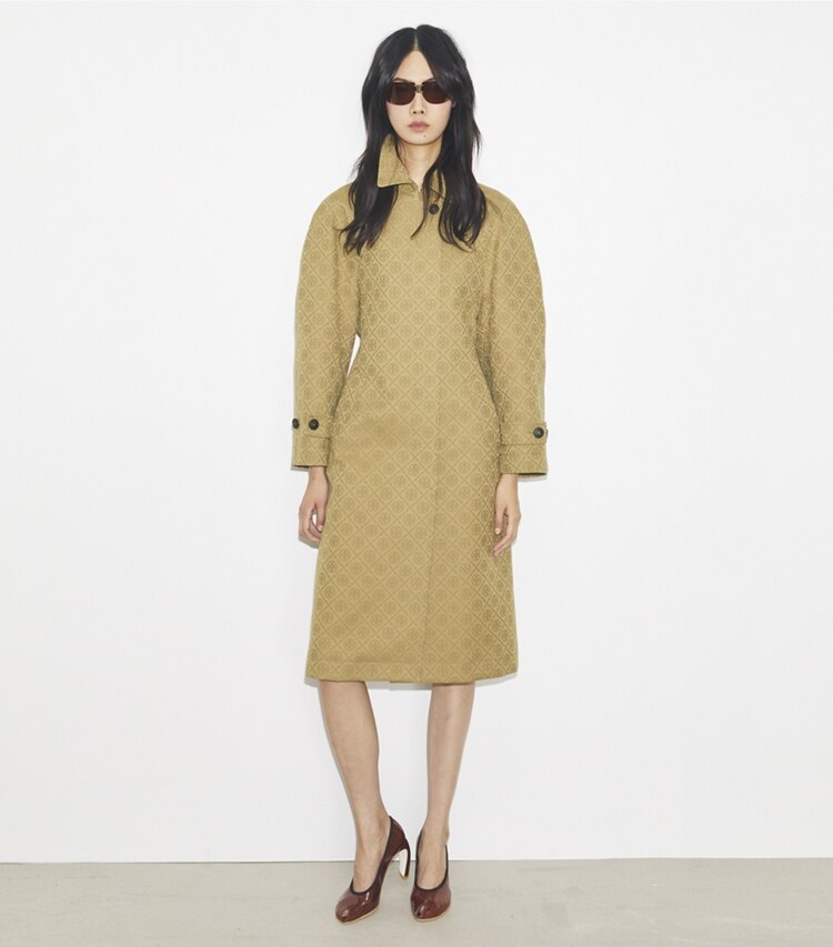 Tory Burch designer mäntel Trenchcoat aus Jacquard mit T-Monogramm in Taupe Gray T MONOGRAM SMALL SPORT modell von vorn