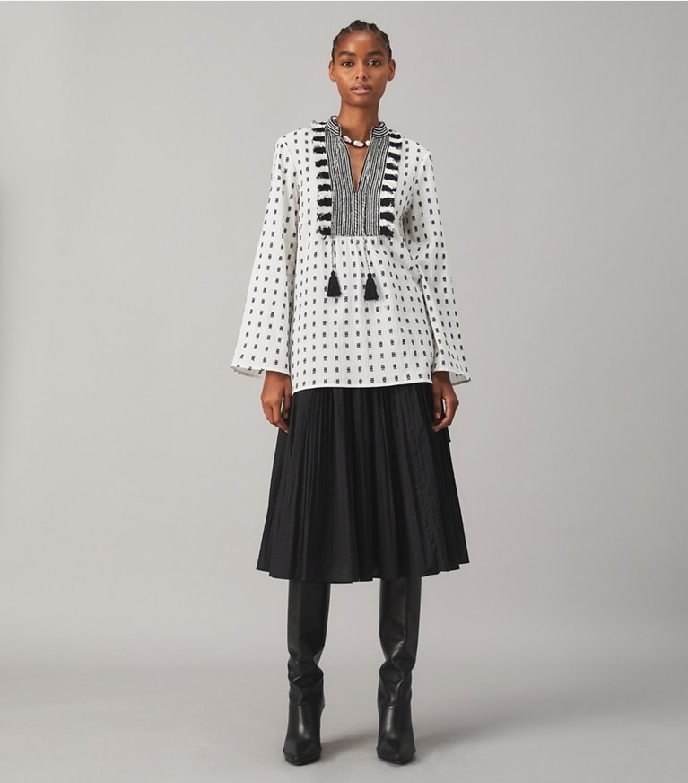 Tory Burch designer tops Tunic with Sweater Tassels in WHITE / NAVY front