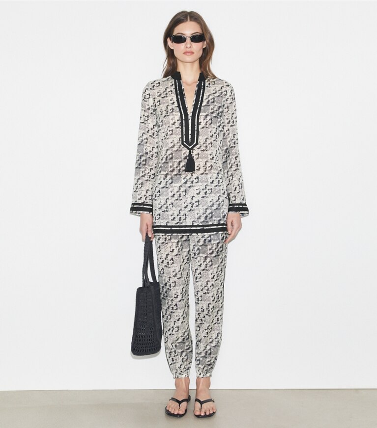 Tory Burch designer copricostume Tunica Tory in Seta in New Ivory Distressed Pixelated Logo front