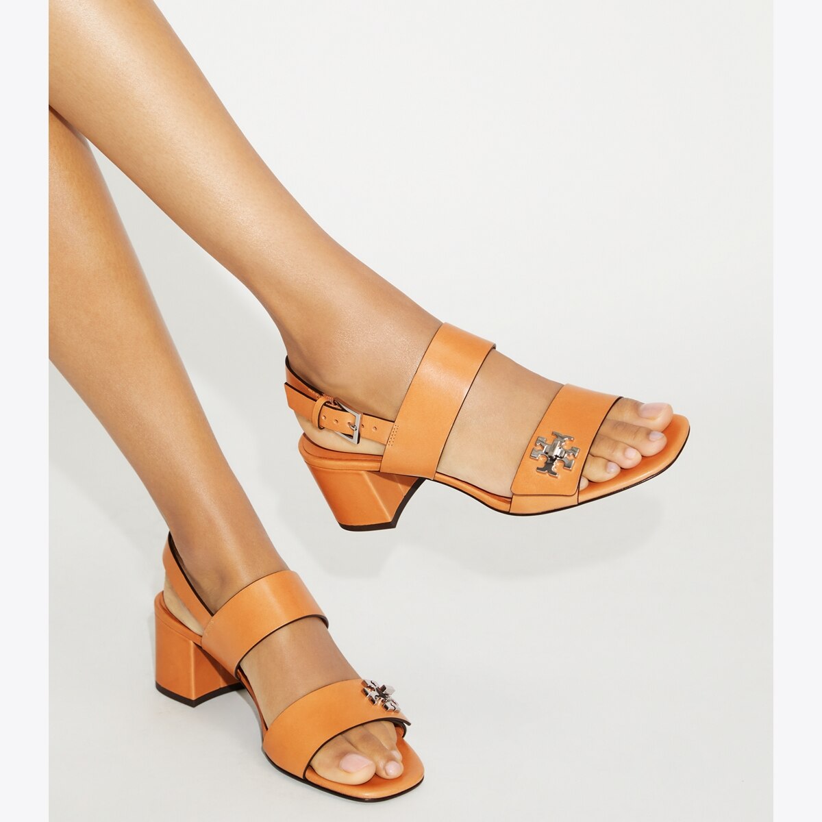 TURNLOCK HEELED SANDAL - thumbnail 2