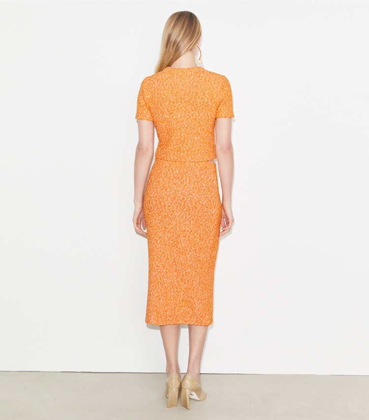 Tory Burch designer ボトムス ツイード スカート in Bright Carrot on model back