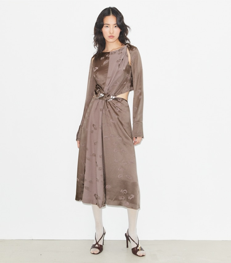 Tory Burch designer dresses Twisted Viscose Dress in Pale Mauve on model front
