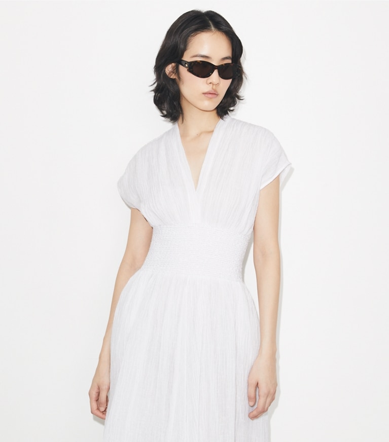 Tory Burch designer coverups V-Neck Linen Dress in White on model detail