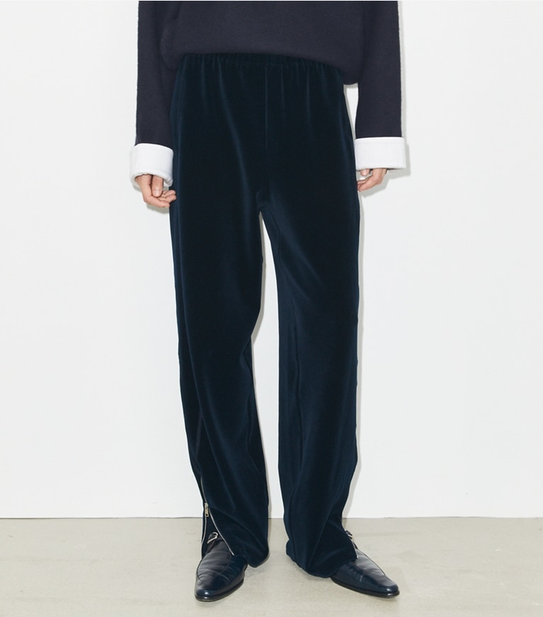 Tory Burch designer bottoms Velour Sweatpant in Ink front