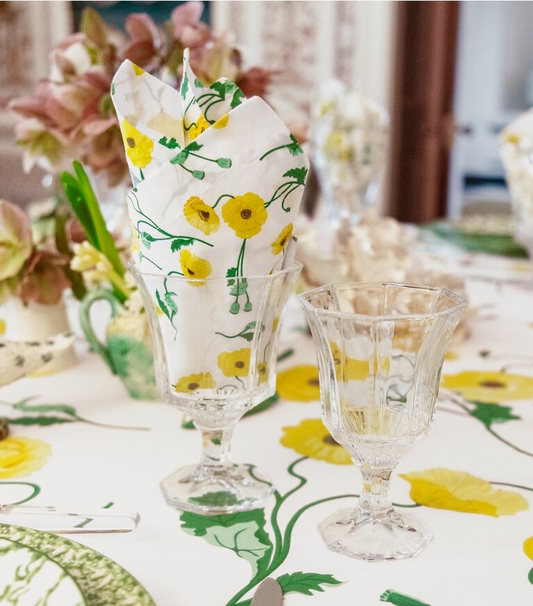 Tory Burch designer vaisselle Verre à eau en verre pressé, lot de 4 dans Clear éditorial