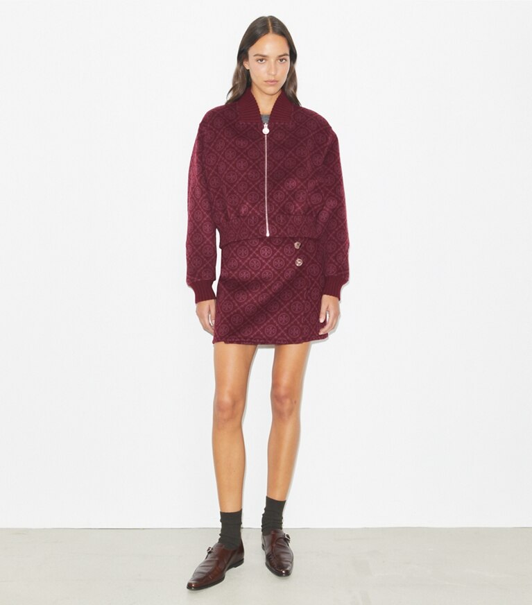 Tory Burch designer vestes Veste réversible en laine in Burgundy T-Monogram JQD front