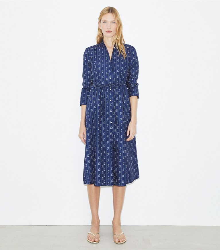 Tory Burch diseñador vestidos Vestido camisero de algodón en Blue Paisley frente en modelo