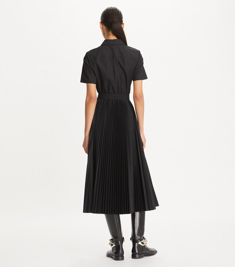 Tory Burch diseñador vestidos Vestido camisero de poplín plisado en Black parte posterior en modelo