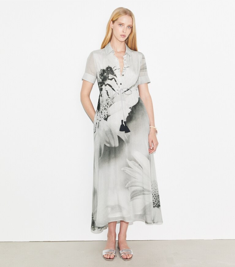 Tory Burch diseñador vestidos Vestido camisero de voile de algodón y seda en Gray Bee frente en modelo