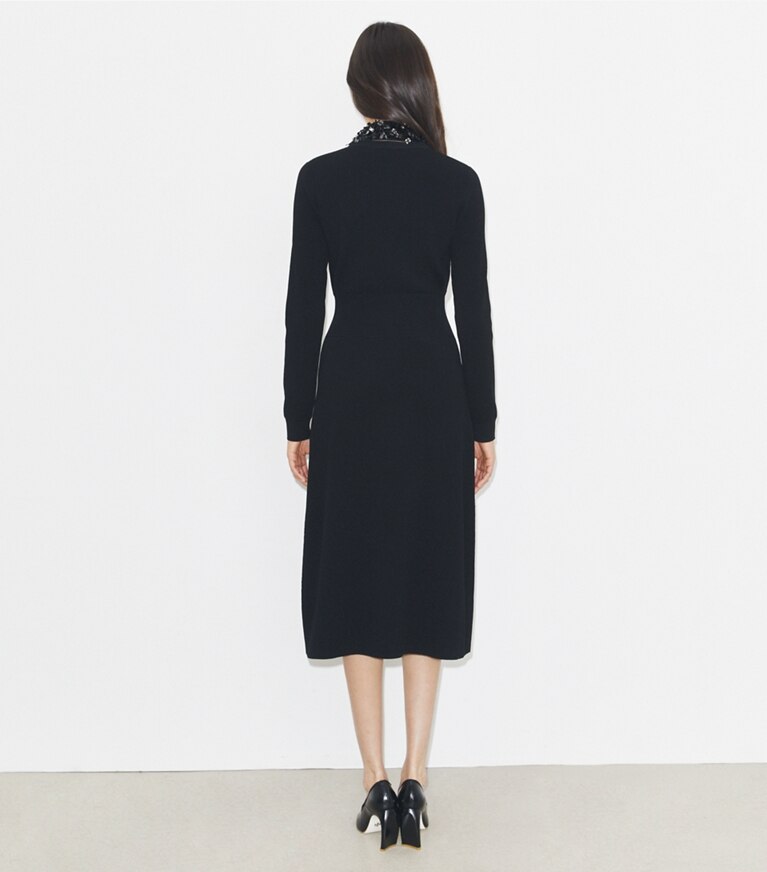 Tory Burch diseñador vestidos Vestido con cuello adornado en Black parte posterior en modelo