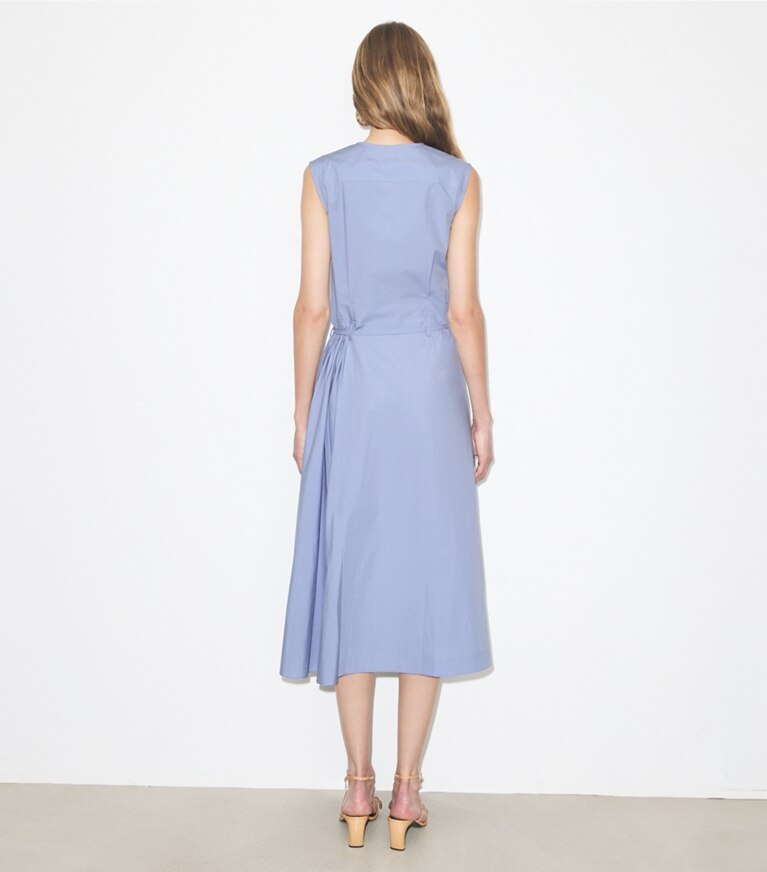 Tory Burch diseñador vestidos Vestido cruzado de algodón plisado en Pale Blue parte posterior en modelo