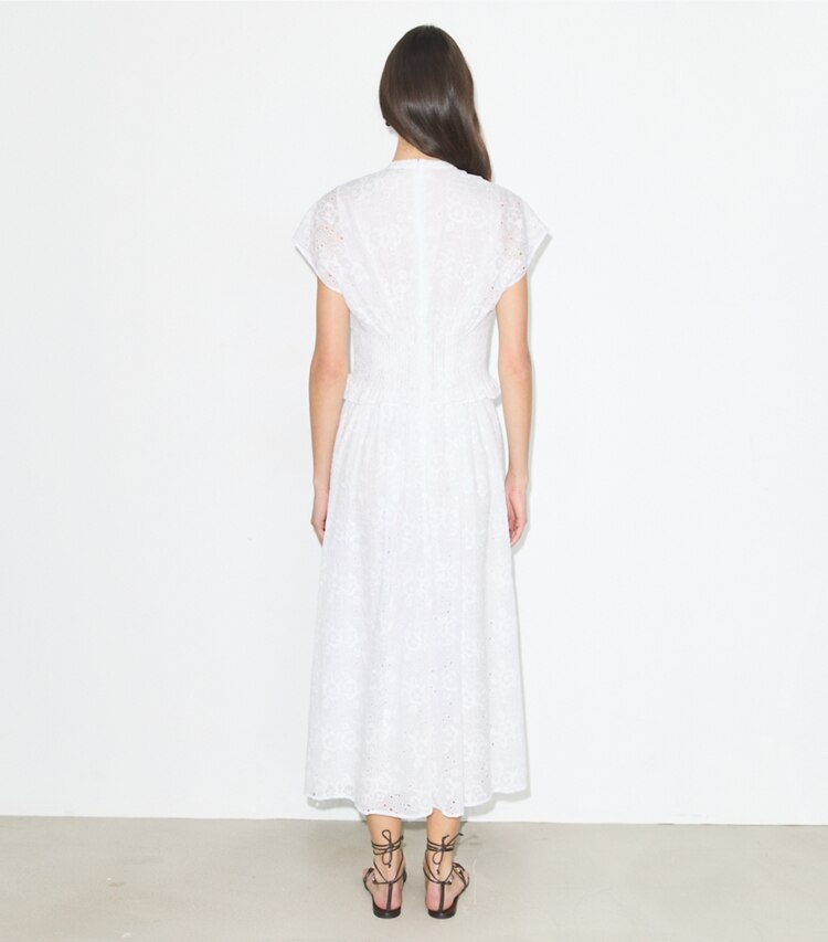Tory Burch diseñador vestidos Vestido de algodón con ojales en White parte posterior en modelo