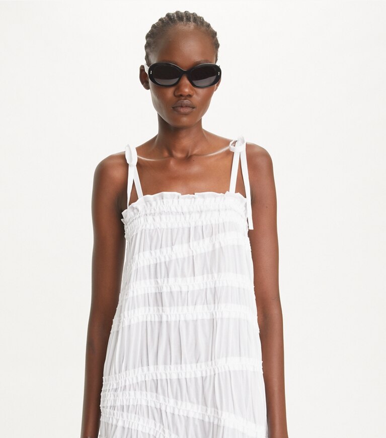 Tory Burch diseñador vestidos Vestido de algodón fruncido con lazo en los hombros en White detalle en modelo