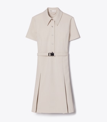 Tory Burch diseñador vestidos Vestido de golf plisado de manga corta en Stone frente