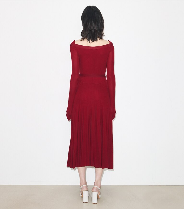 Tory Burch diseñador vestidos Vestido de jersey de viscosa en Rouge parte posterior en modelo