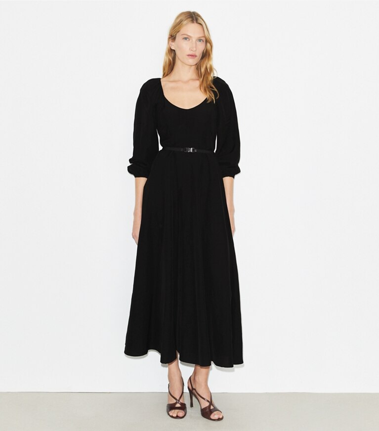 Tory Burch diseñador vestidos Vestido de lino en Black frente en modelo