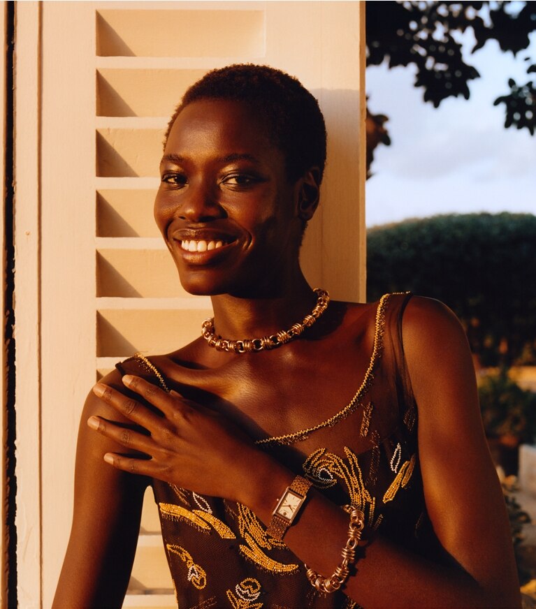 Tory Burch diseñador vestidos Vestido de malla con adornos en Coconut campaña