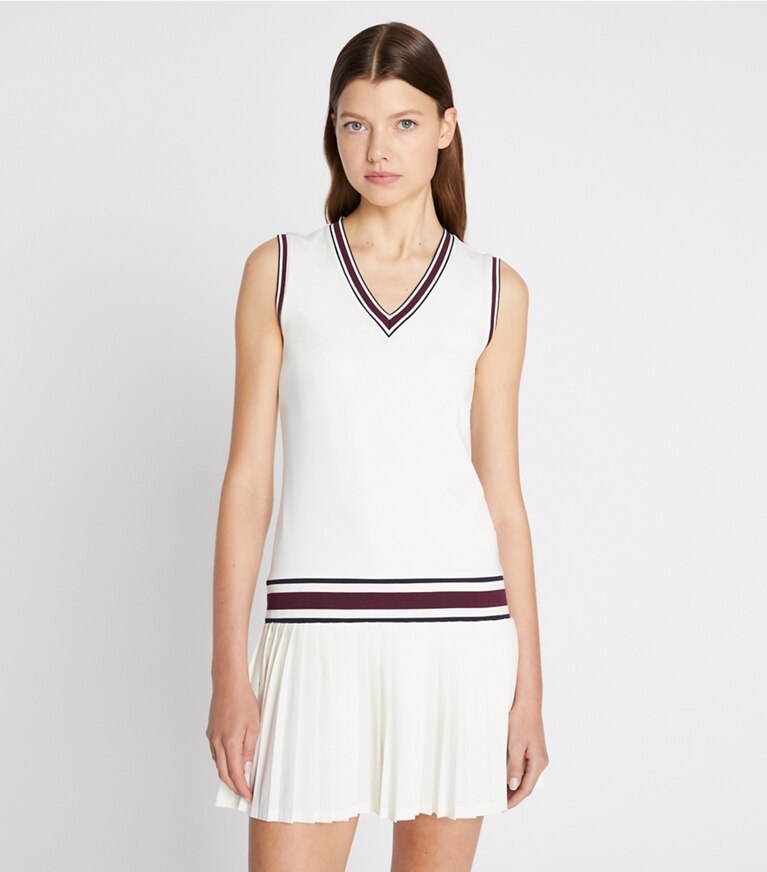 Tory Burch diseñador vestidos Vestido de tenis con cuello en V de jersey de alto rendimiento en Snow White detalle en modelo