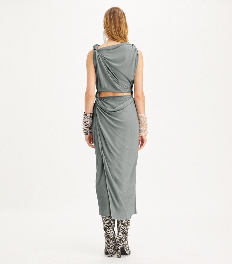 Tory Burch diseñador vestidos Vestido de viscosa con nudo en Shale Gray parte posterior en modelo
