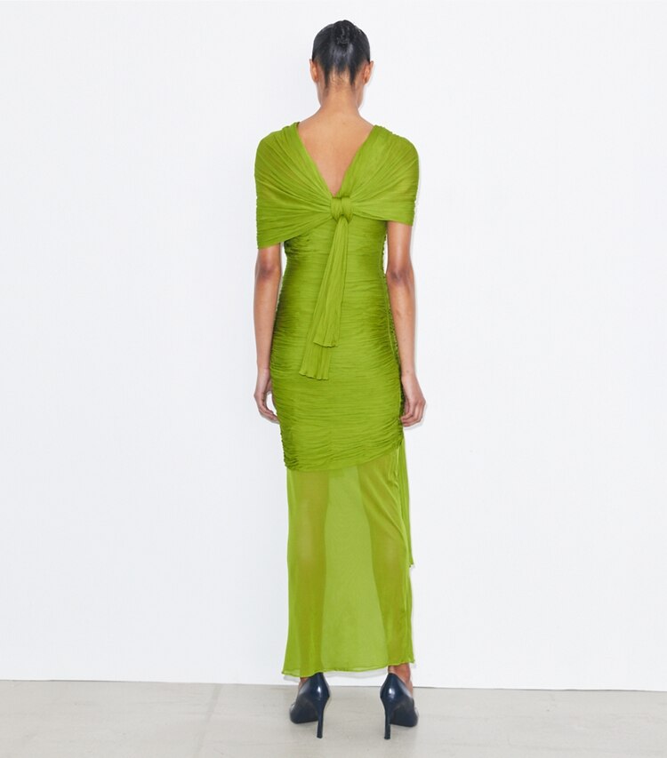 Tory Burch diseñador vestidos Vestido de viscosa con nudos en Faded Green parte posterior en modelo