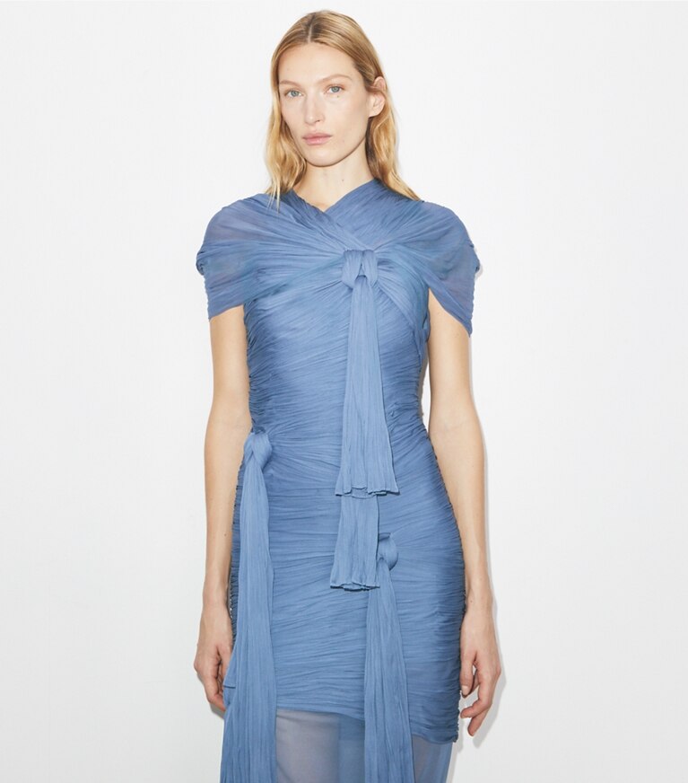 Tory Burch diseñador vestidos Vestido de viscosa con nudos en Pale Blue detalle en modelo
