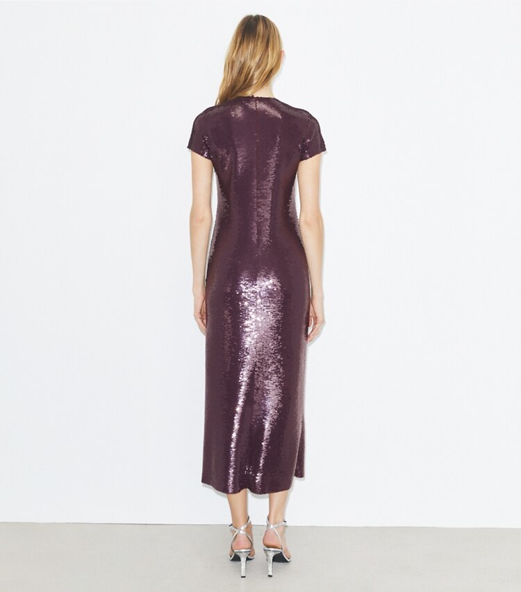 Tory Burch diseñador vestidos Vestido estilo camiseta con lentejuelas en Merlot parte posterior en modelo