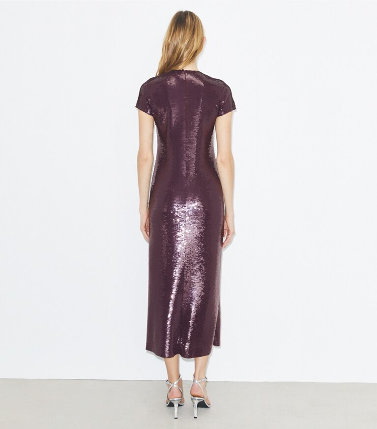 Tory Burch diseñador vestidos Vestido estilo camiseta con lentejuelas en Merlot parte posterior en modelo