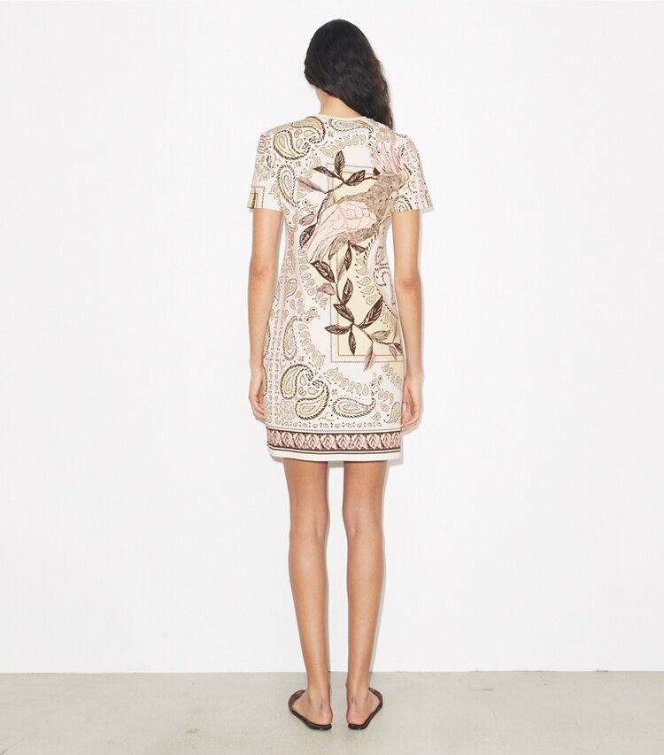 Tory Burch diseñador vestidos Vestido estilo camiseta de jersey estampado en Pink Cockatoo parte posterior en modelo