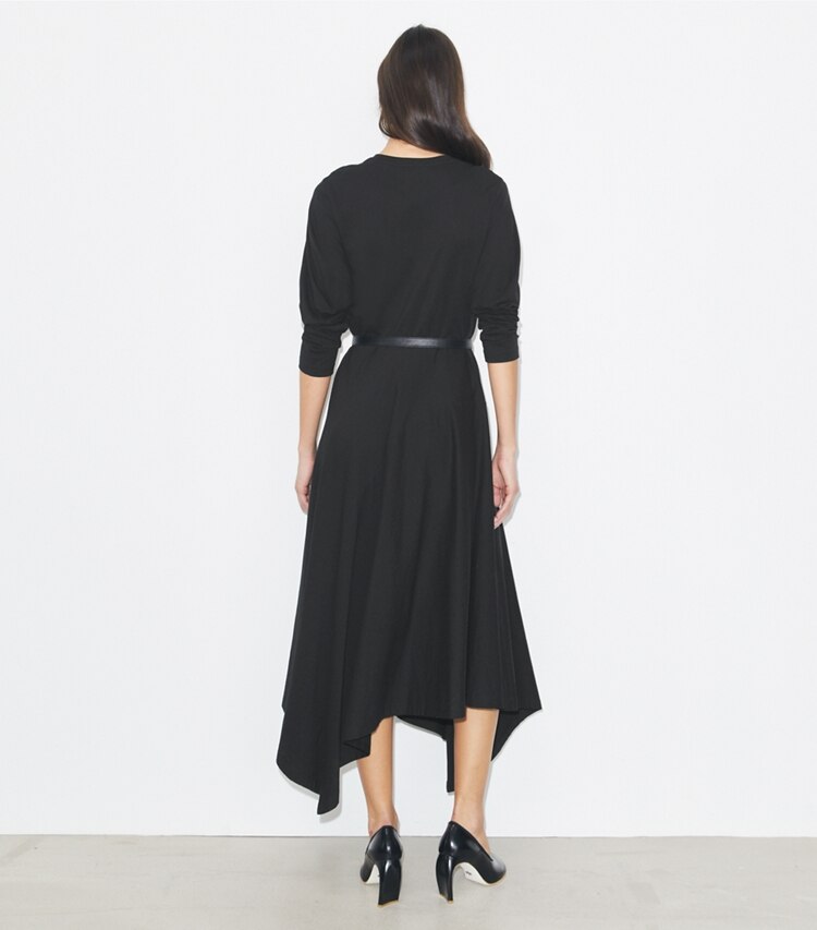 Tory Burch diseñador vestidos Vestido evasé de algodón en Black parte posterior en modelo