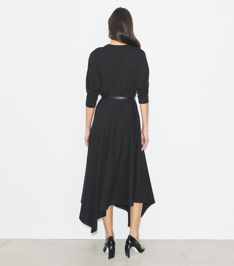 Tory Burch diseñador vestidos Vestido evasé de algodón en Black parte posterior en modelo