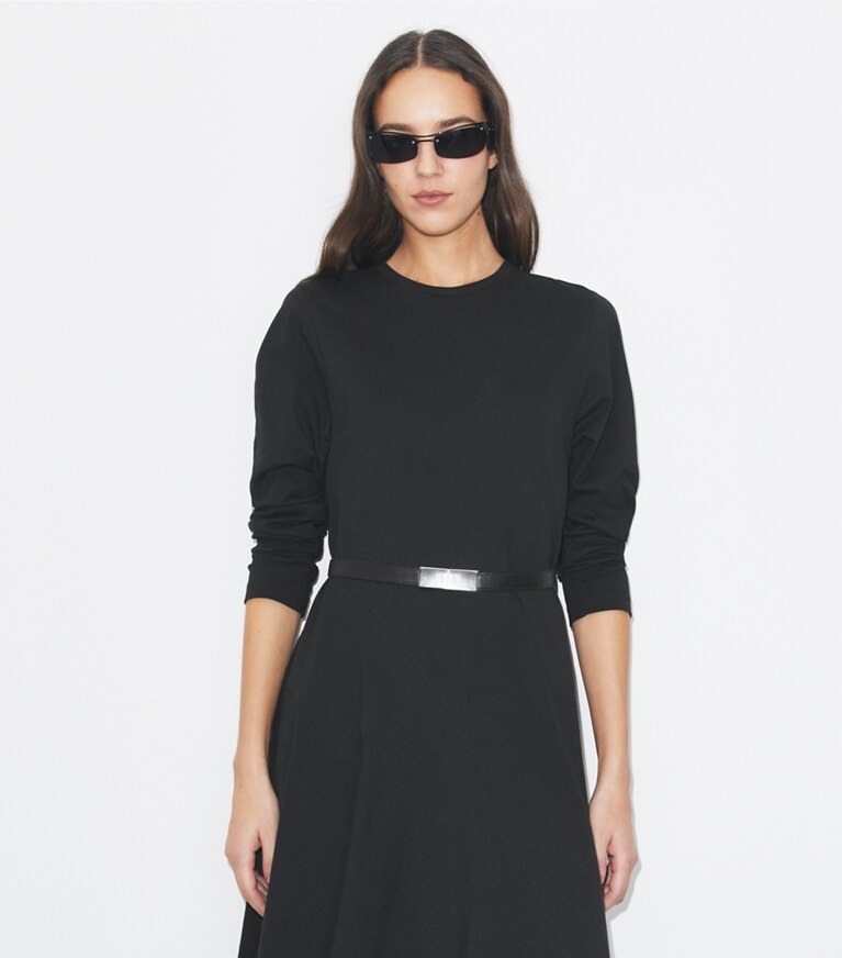 Tory Burch diseñador vestidos Vestido evasé de algodón en Black detalle en modelo