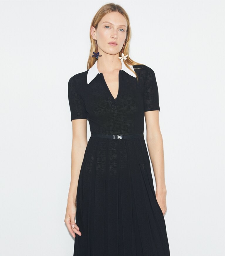 Tory Burch diseñador vestidos Vestido plisado de pointelle con monograma T en White / Black detalle en modelo