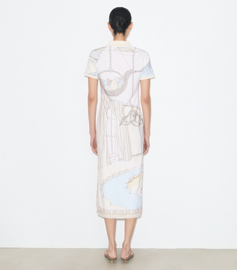 Tory Burch diseñador vestidos Vestido polo de malla estampado en Neutral Pool parte posterior en modelo