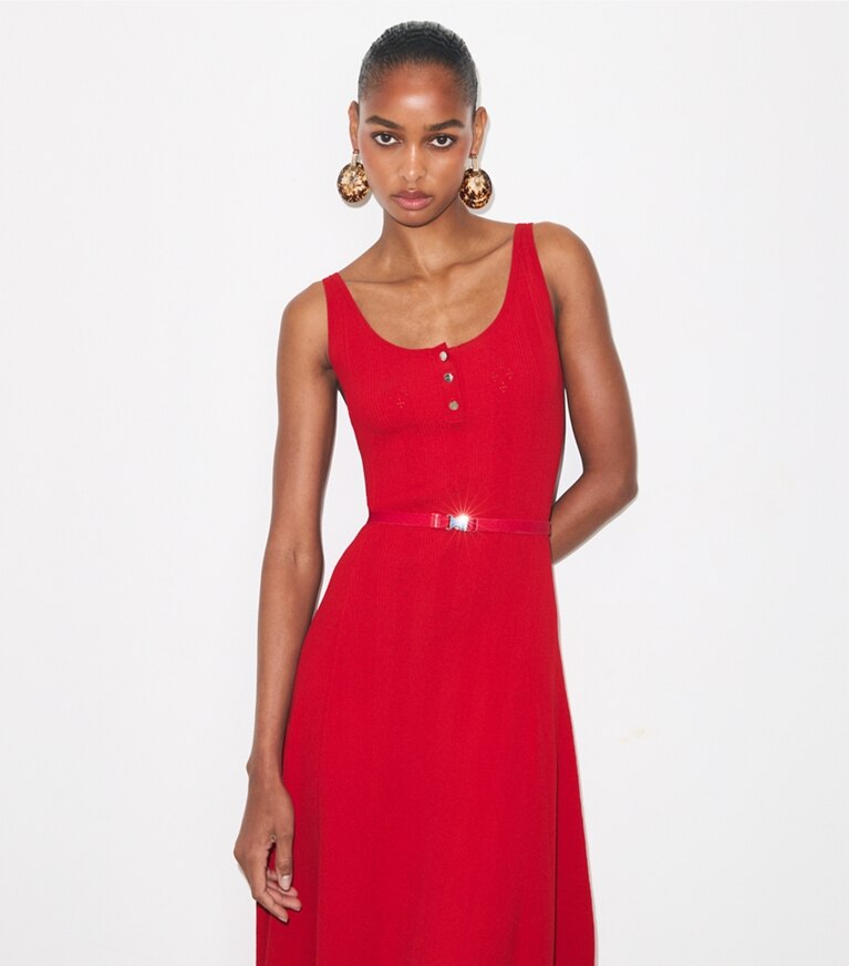 Tory Burch diseñador vestidos Vestido sin mangas Henley en Bright Red detalle en modelo