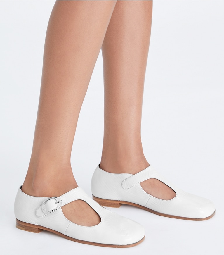 Tory Burch designer フラット バイオレット Tストラップ in BIANCO angle