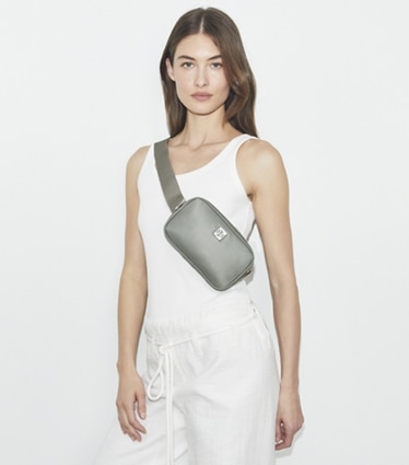 ショルダーバッグ・ポシェット TORY BURCH Women Bags 166419 405 Grey Tory Burch Womens Britten Combo Leather Shoulder Clutch