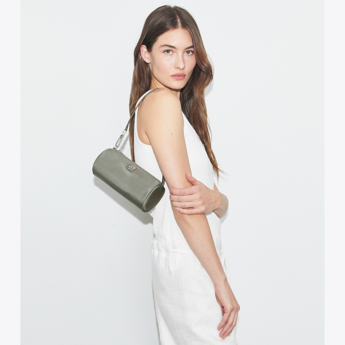 【Tory Burch】Virginia Cylinder Bag バナナ マシュマロ Virginia Cylinder Bag: Women's Designer Shoulder Bags | Tory