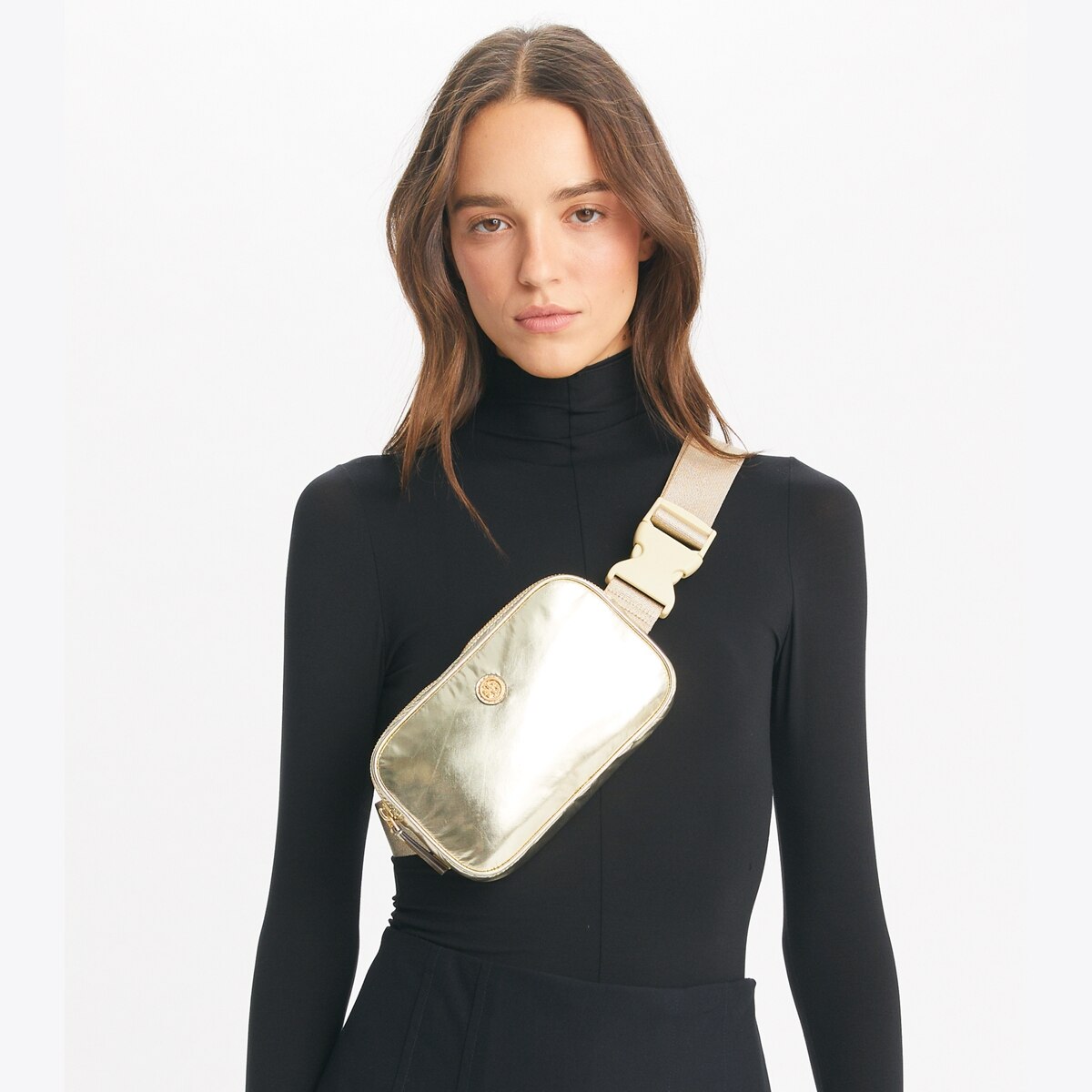 関税送料込★トリーバーチ★バージニアメタリックベルトバッグ Virginia Metallic Belt Bag: Women's Designer Belt Bags