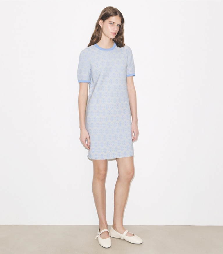 Tory Burch designer ワンピース レーヨン クルーネック ドレス in Vanilla / Blue モデル前面
