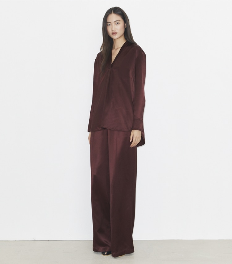 Tory Burch designer bottoms Viscose Pant in Dark Sangria on model front