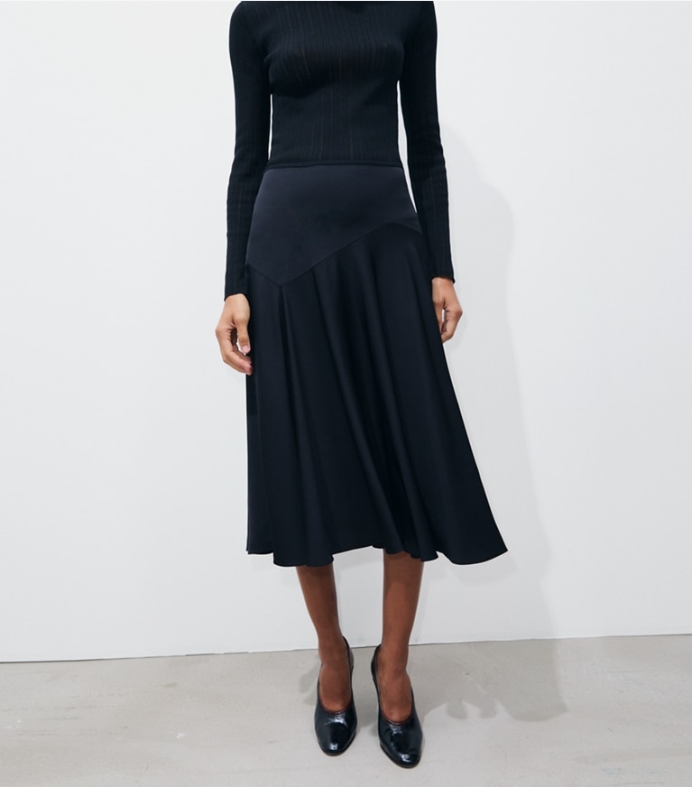 Tory Burch designer bottoms Viscose Skirt in BLACK on model detail