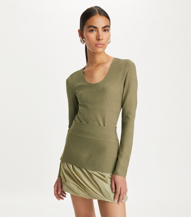 Tory Burch designer セーター レーヨン Uネックトップス in Sheer Spruce front