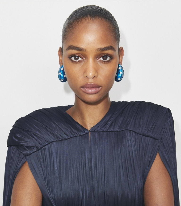 Tory Burch designer ohrringe Wave Ohrring in Blue / Crystal front