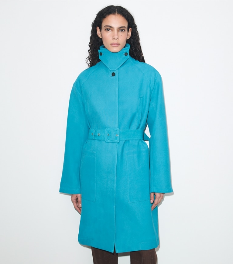 Tory Burch designer coats Waxed Canvas Trench Coat in Ocean on model detail
