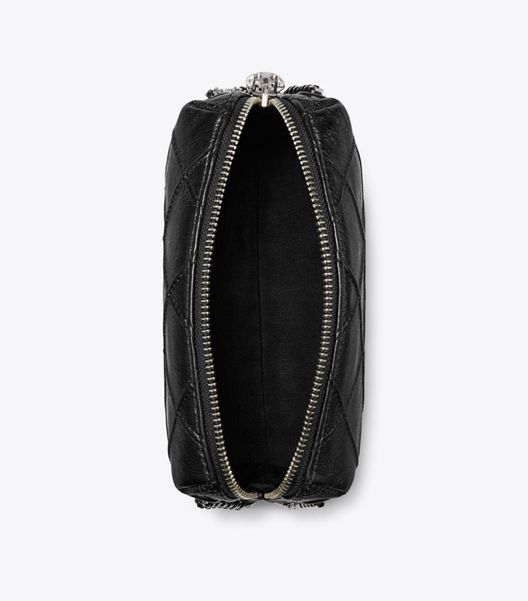 Tory Burch designer crossbody bags Weiche Fleming Crossbody Bag im Used-Look in Black angle