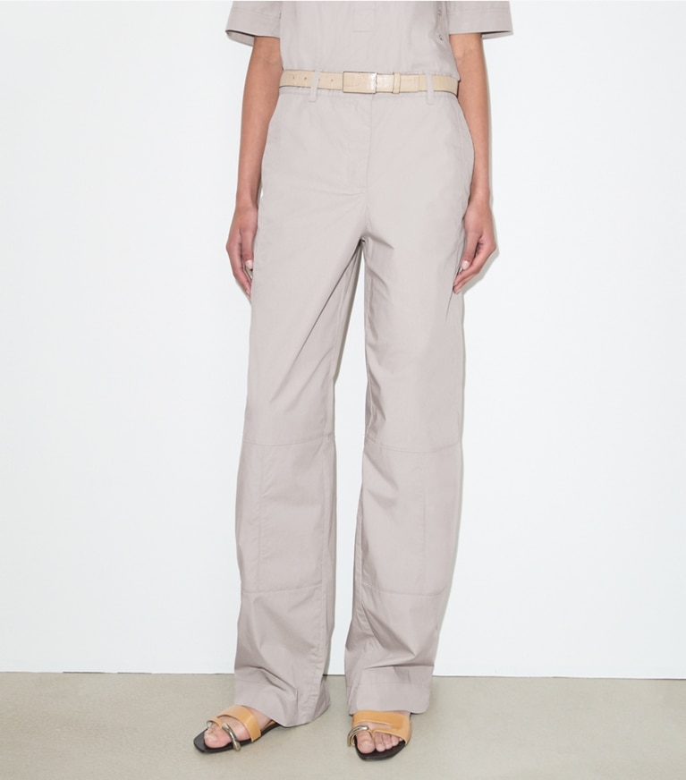Tory Burch designer bottoms Wide-Leg Cotton Pant in Gray on model detail