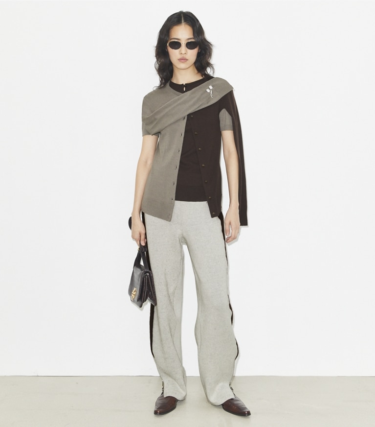 Tory Burch designer strickware Wollcardigan in Light Gray / Dark Brown front